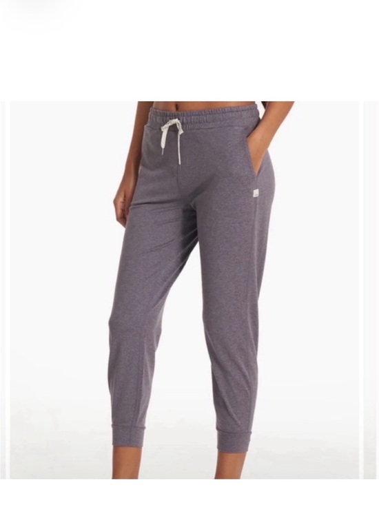 Vuori Pants - Women’s size medium VUORI joggers